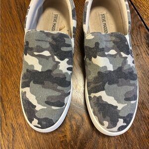Steve Madden Gray Camouflage Slip-On Sneakers